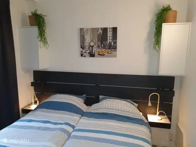 Frederiksoord 5 en Países Bajos, Güeldres, Putten - bungaló Dormitorio 1 - con camas nuevas con somier