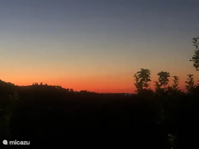Casa delle Rose huren in Italië, Abruzzen, Cermignano - vakantiehuis Zicht op Cermignano in de avond