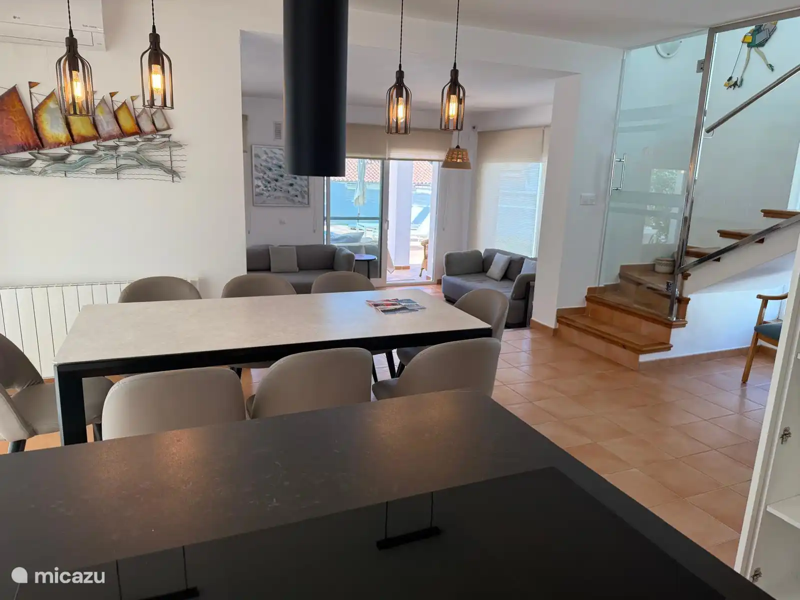 The new open kitchen (May 2025) is equipped with all luxury appliances such as a dishwasher, oven, microwave and fridge with freezer drawers