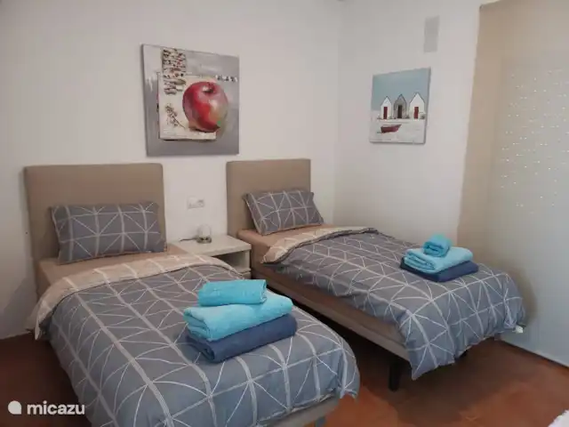 Casa Pacifico Moraira | Espagne, Costa Blanca, Moraira - villa 1 des 3 chambres. Cette chambre dispose d'un lit d'appoint pour que 3 personnes puissent y dormir.