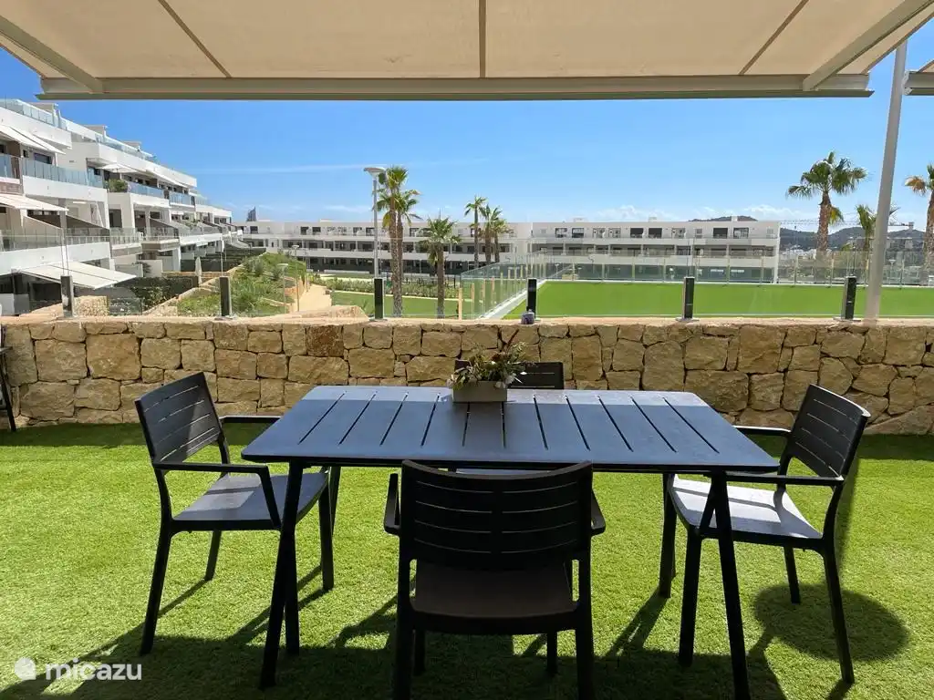 Mesa de comedor exterior