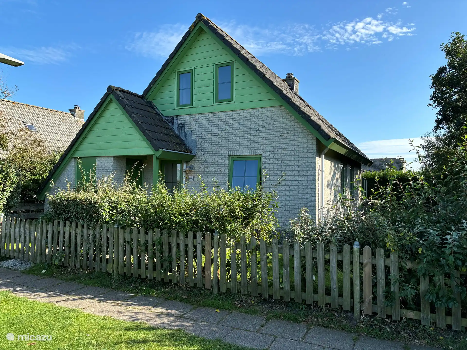 Vorderansicht Strandperle