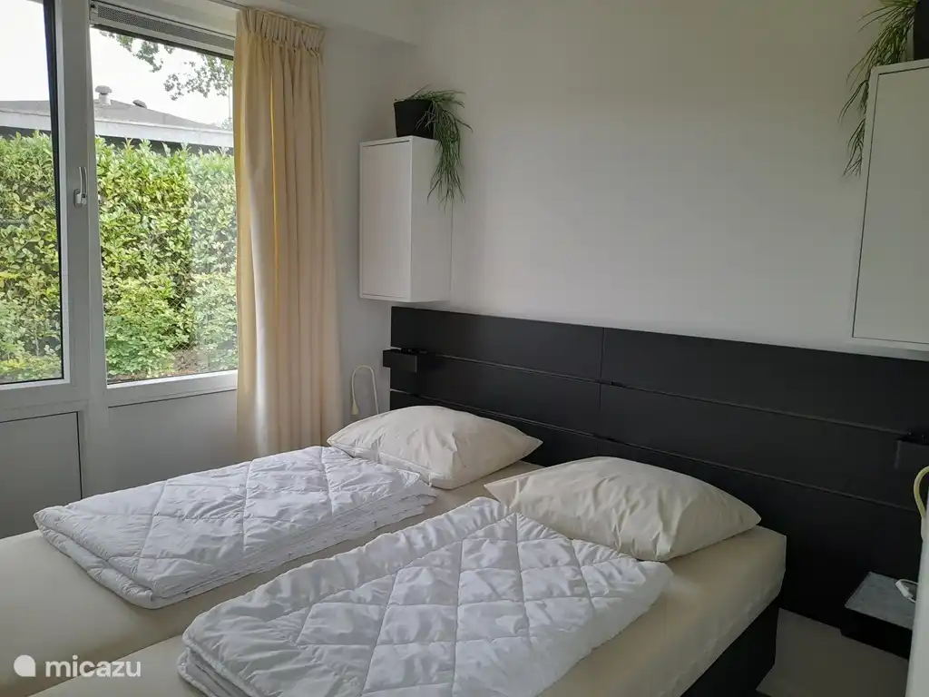 Dormitorio 2 con 2 camas de somier
