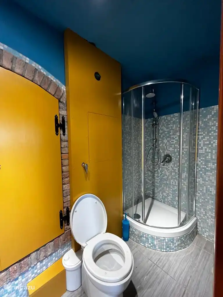 Badezimmer 2 im Erdgeschoss 