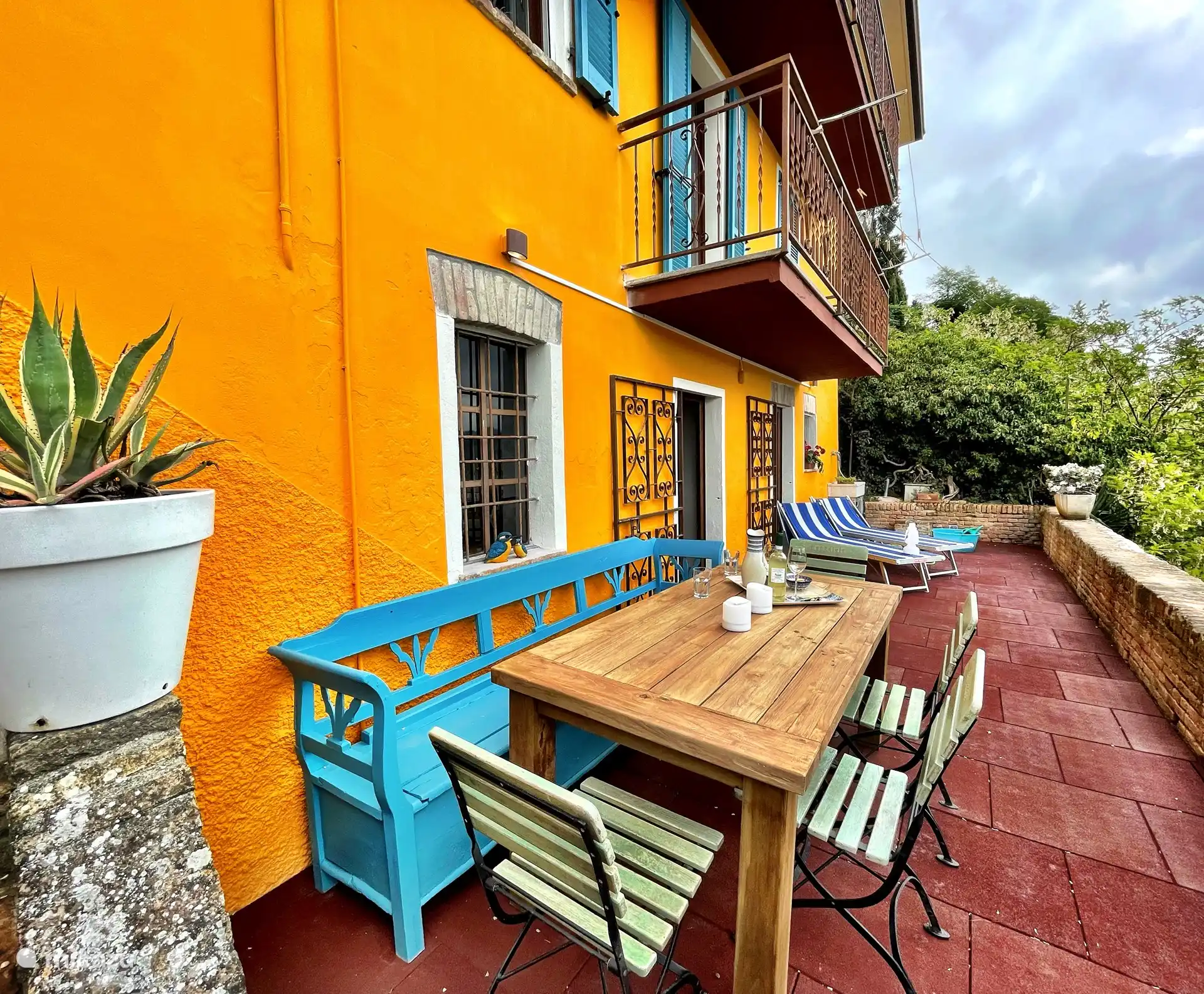 Terrasse im Erdgeschoss 