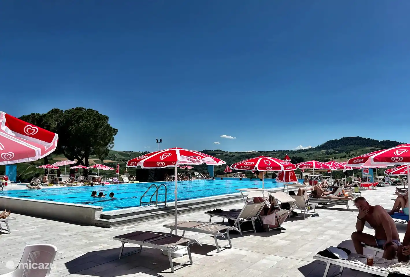 Öffentliches Schwimmbad