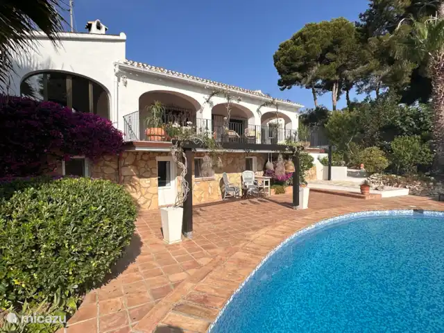 Casa Flores | Espagne, Costa Blanca, Jávea - finca Vue latérale sur la piscine