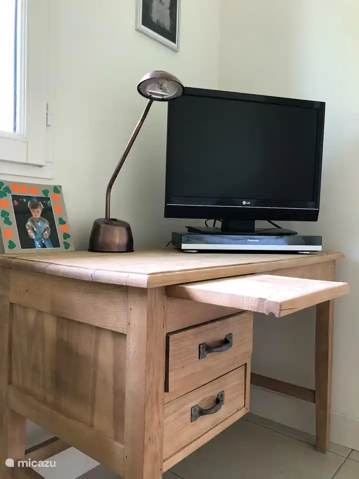 Chambre Maxou... With new cabin bed (2x80), TV and DVD player