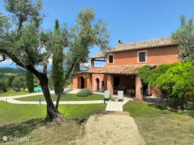 Casa Bellance | Italie, Le Latium, Tarano - villa 2023 Nouveau jardin et nouveau gazon !