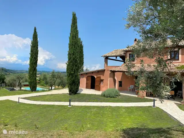 Casa Bellance | Italie, Le Latium, Tarano - villa Le jardin!