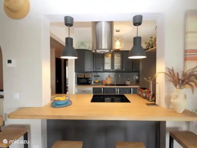 magia de la casa en España, Costa Blanca, Benissa - casa vacacional Cocina vista desde el salón