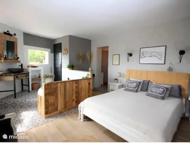 magia de la casa en España, Costa Blanca, Benissa - casa vacacional Dormitorio de luna de miel con baño