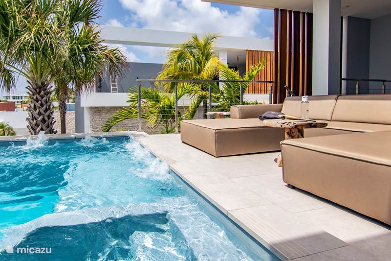 Vacation rental Curaçao, Banda Ariba (East), Jan Thiel Apartment Lamar Villas Luxury Apartment Fiji