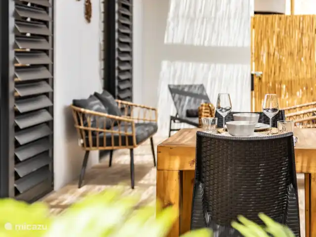 apartamento en Curazao, Banda Arriba (este), Jan Thiel – Villas Lamar 2/4pers. ap Fiyi Relájate en la terraza