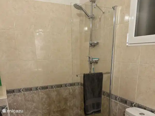 Casa Nobel : Zeezicht & Grote tuin huren in Spanje, Costa Blanca, Moraira - villa Badkamer 1, de badkamer ensuite van slaapkamer 1