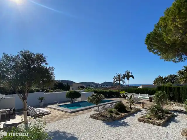 Casa Nobel : Zeezicht & Grote tuin huren in Spanje, Costa Blanca, Moraira - villa Uitzicht op zee en de heuvels van Moraira