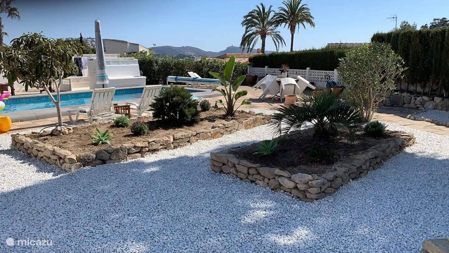 Das erste Foto des renovierten Gartens