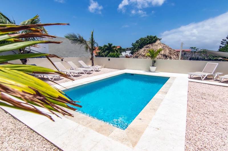 Vakantiehuis Curaçao, Banda Ariba (oost), Cas Grandi Appartement B 2slaapkamerapp,zwembad,speeltuin