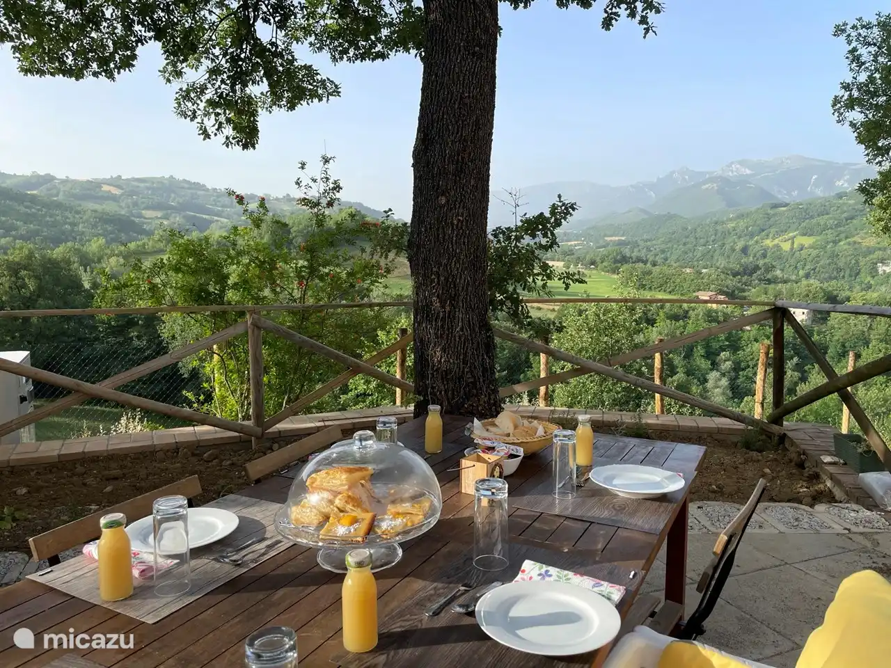 Terrace next to the outdoor oven with a view of the north-north side of the Sibillini Mountains.
