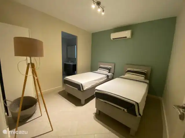 Kas Kantu de Laman | Curaçao, Curaçao-Centre, Piscadera - appartement Chambre 3 avec 2 lits simples.