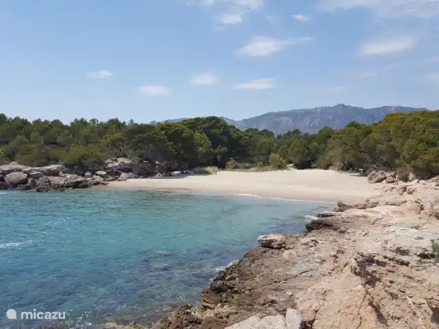Villa Familia - Près de la mer ! | Espagne, Costa Dorada, L'Ametlla de Mar - villa Au nord et au sud de L'Ametlla de Mar se trouvent de belles baies aux eaux claires et au sable fin, comme la plage de Calafat, Cala Calafató et Cala Lo Ribellet.