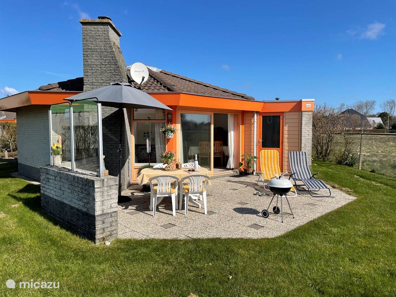 Strand Appartement Duynblick In Julianadorp Aan Zee, Noord-Holland ...