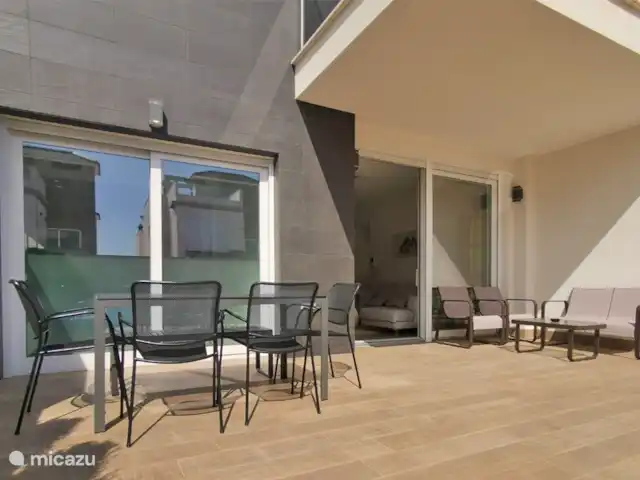 Amay 880 n ° 27 Torrevieja | Espagne, Costa Blanca, Torrevieja - appartement Terrasse ensoleillée orientée plein sud également parfaite pendant les mois d'hiver.