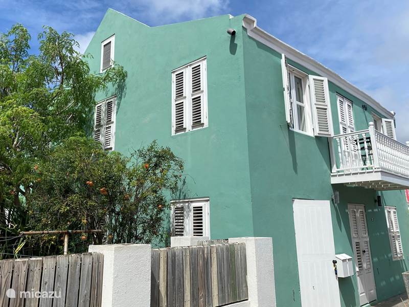 Vakantiehuis Curaçao, Curacao-Midden, Pietermaai Appartement Monumental retreat in Pietermaai