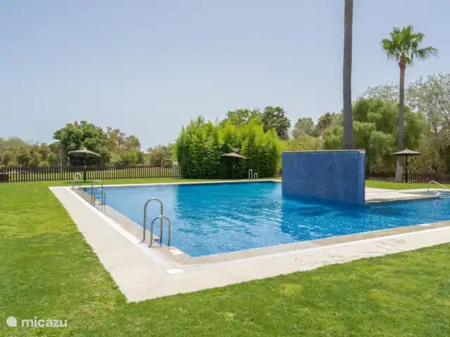 Emplacement privilégié sur la rivière près de la plage | Espagne, Costa del Sol, Sotogrande - appartement