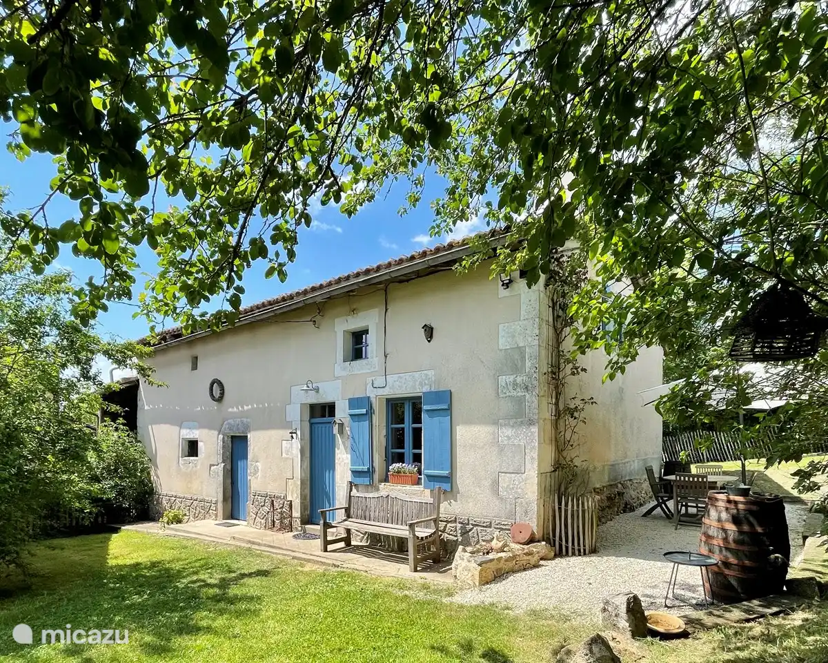gîte / cottage huren in Champagne-et-Fontaine, Dordogne, Frankrijk - La Maison Benaise