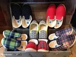 Authentieke pantoffels van de Charente, worden nog met de hand gemaakt in La Rochefoucauld