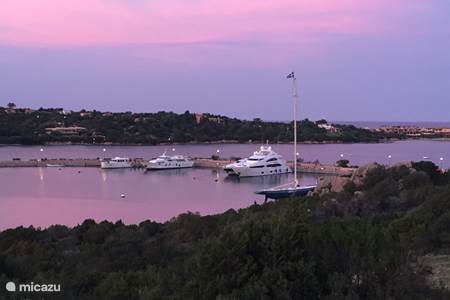 Port Porto Cervo in der Abendsonne