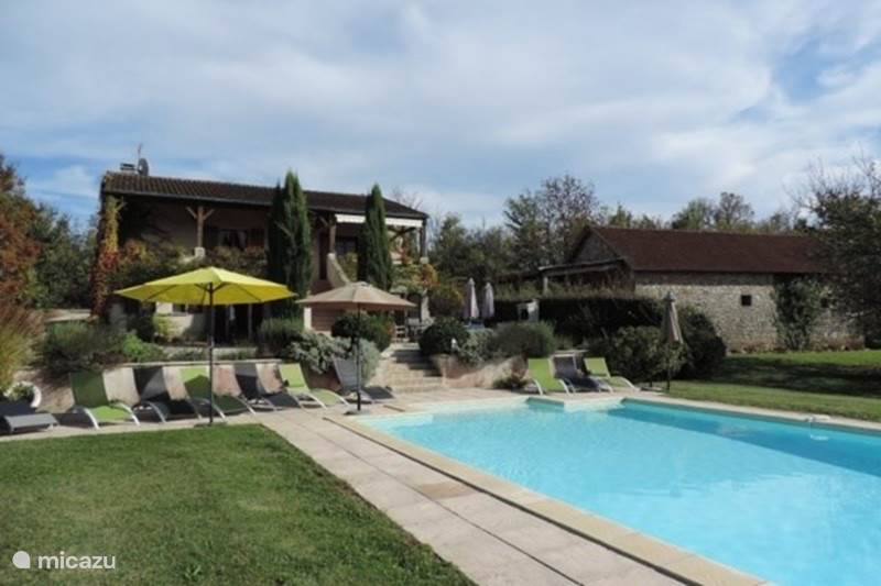 Vacation rental France, Dordogne, Calviac Holiday house bad luck