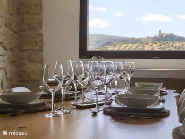 El Bujeo | Espagne, Andalousie, Montefrio - villa Grande table avec 10 chaises.