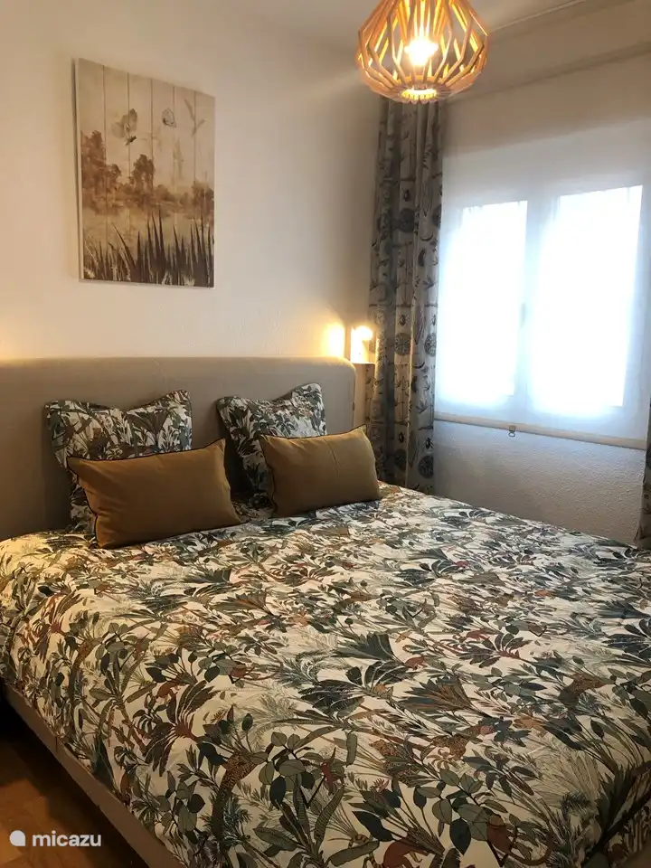 Separates Schlafzimmer, Kingsize-Bett (180 cm breit)