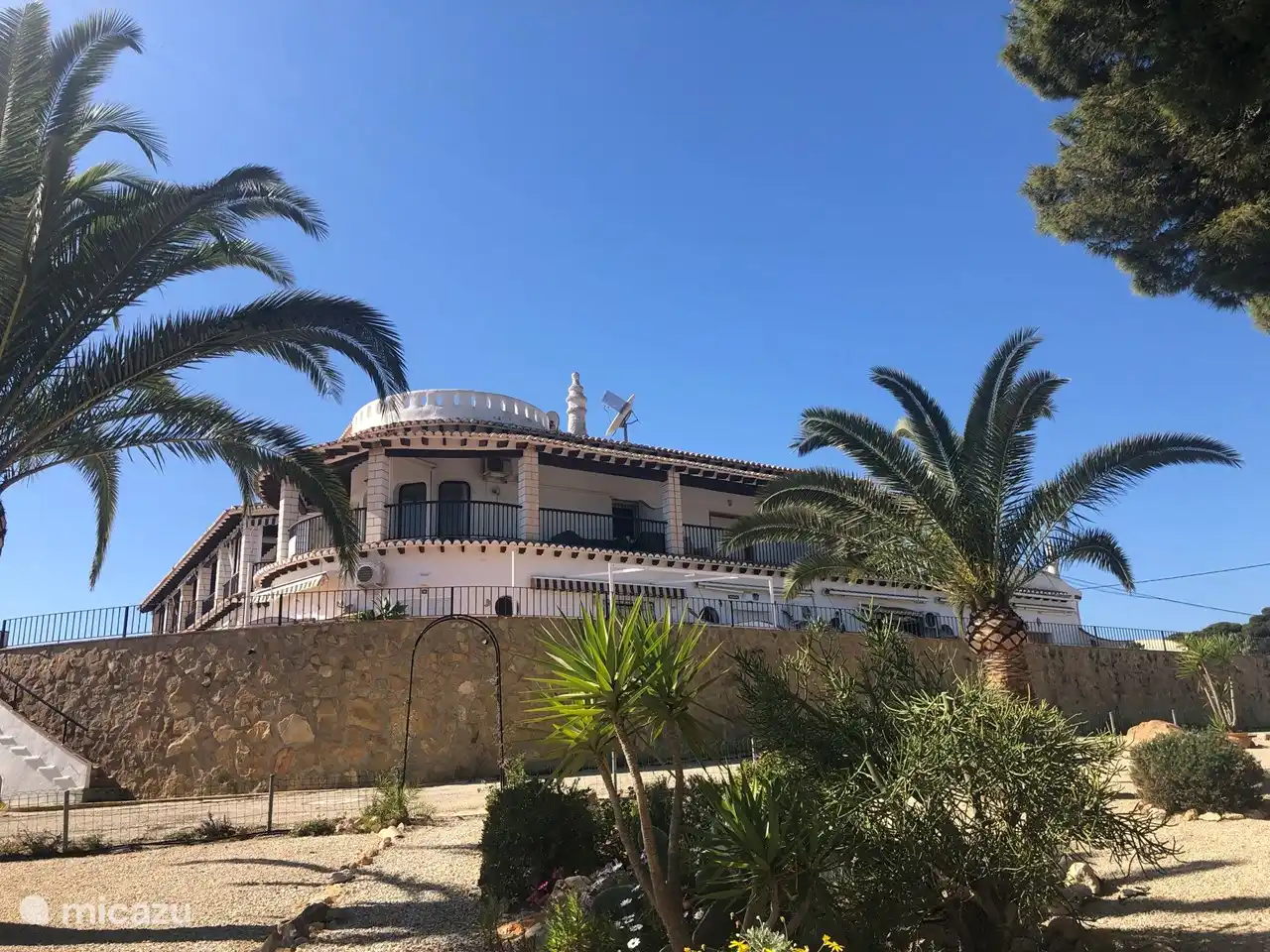 Bauen aus dem Garten.