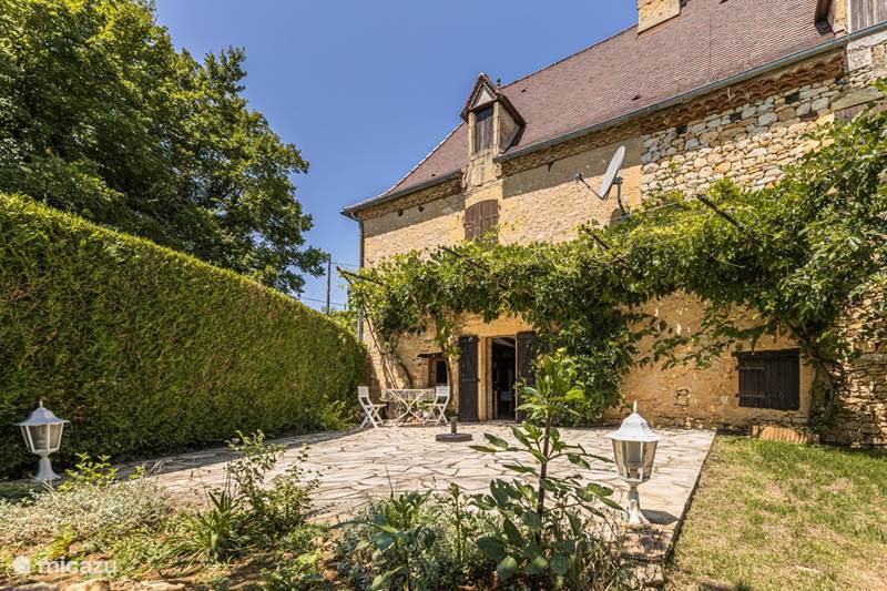 Vacation rental France, Dordogne, Nadaillac de Rouge Villa Nadaille
