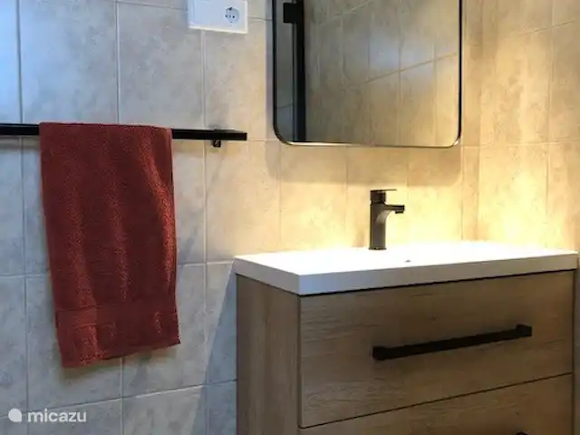 Villa Bunita Bista en Curazao, Bandabou (oeste), Fontein - villa lavabo e iluminación del baño