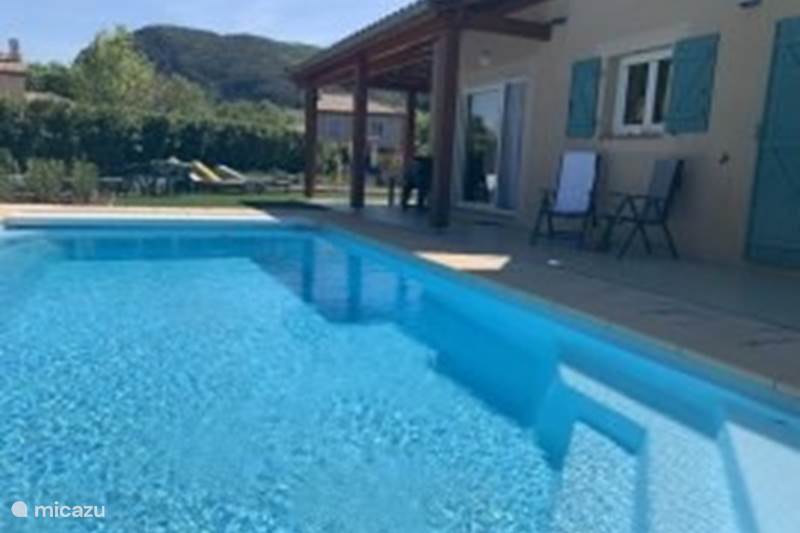 Vacation rental France, Ardèche, Vallon-Pont-d'Arc Villa Villa des Montagnes