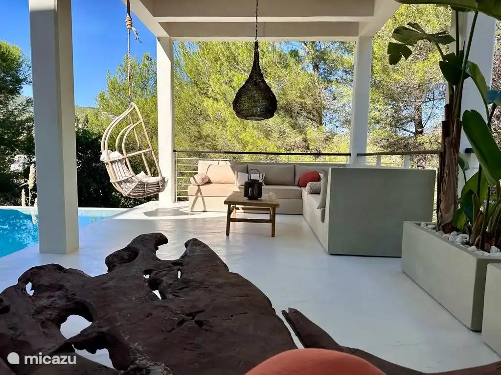 Villa Casa Blanca, salón terraza