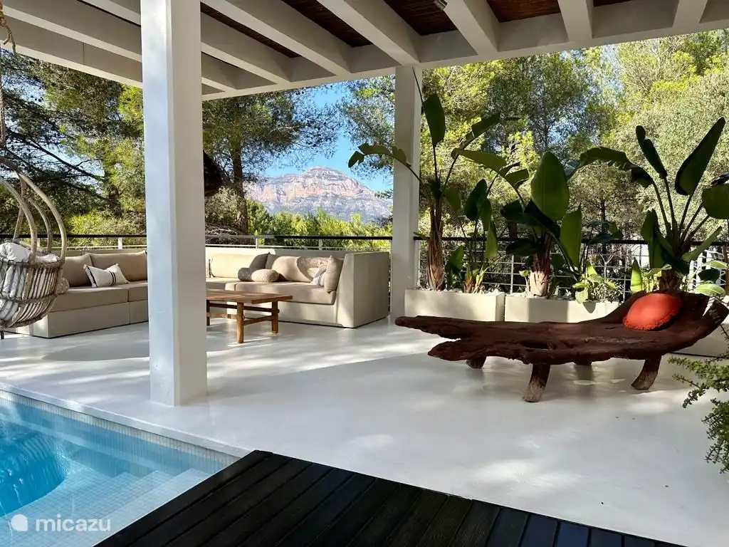 Villa Casa Blanca, salón terraza