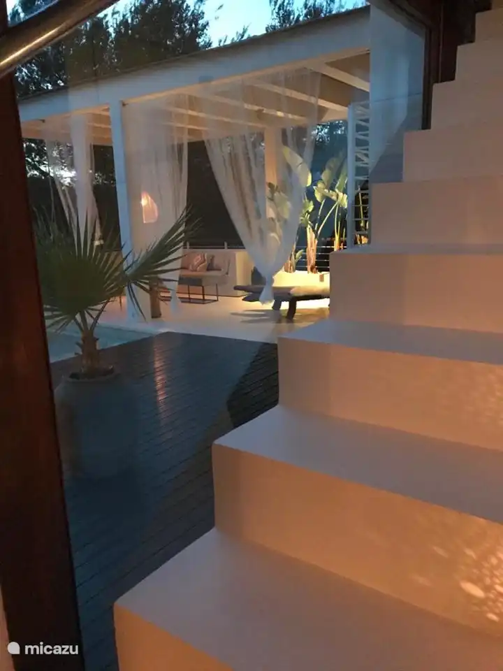 Villa Casa Blanca, vista a la terraza lounge