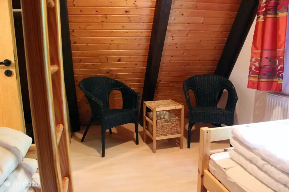 2. Schlafzimmer oder Kinderzimmer