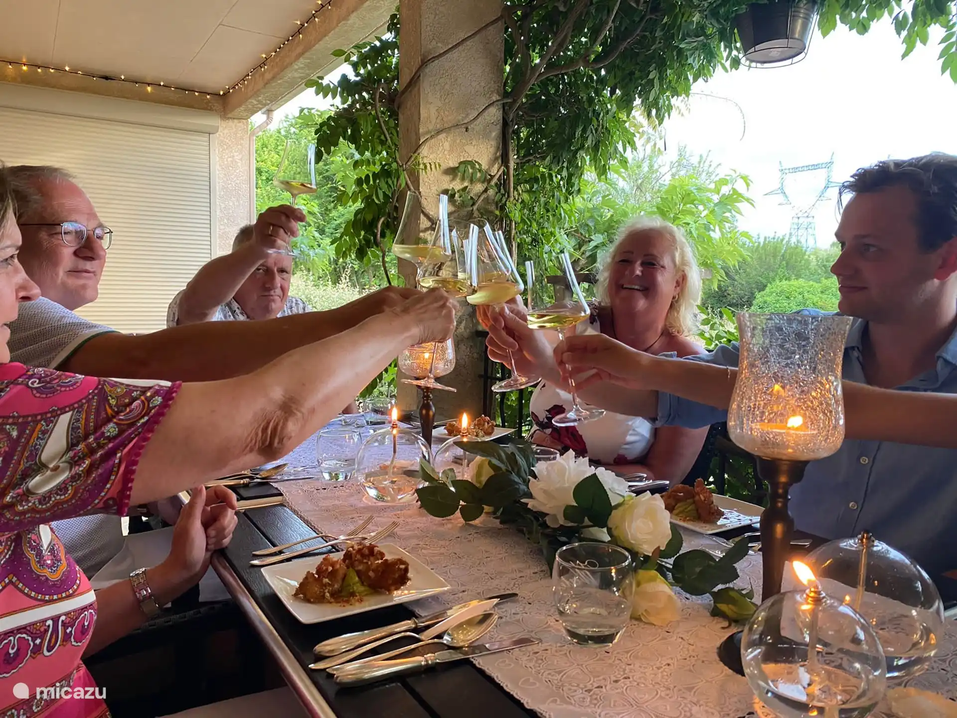 Table d'hôtes auf unserer Terrasse