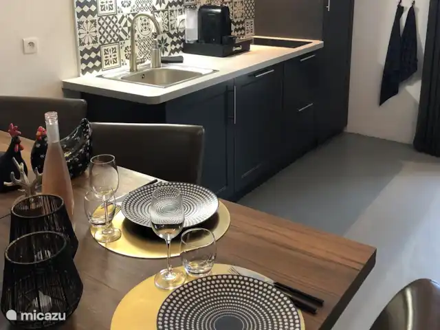 Location de Vacances France, Hérault, Oupia, maison de vacances - Marie Jean Chambre d'hotes & Gite Cuisine avec toutes les commodités