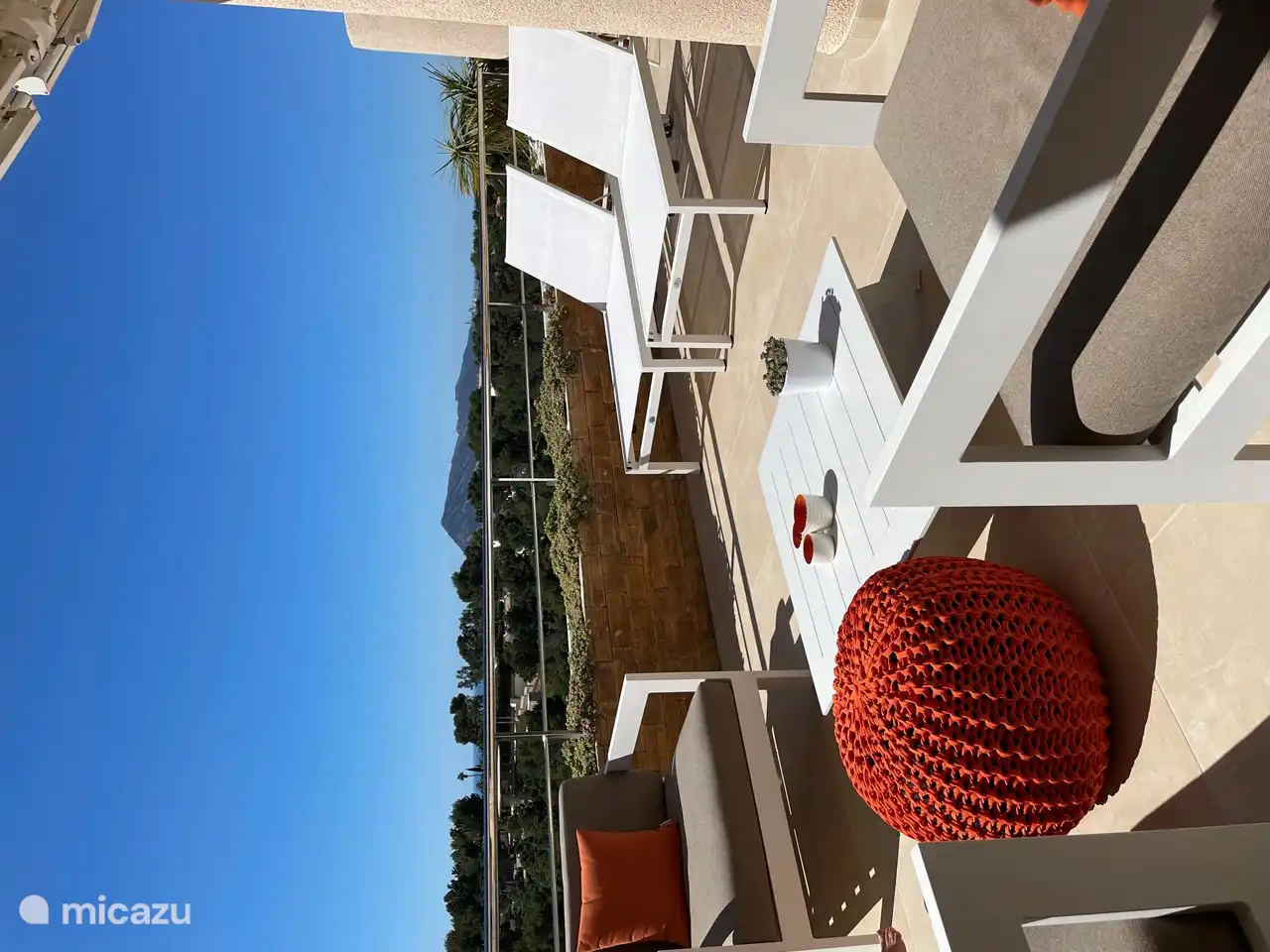 boissons agréables sur la terrasse