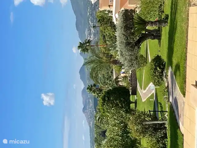 Les beaux jardins bien entretenus !!