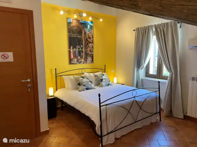 Maison de campagne Les Marches | Italie, Marche, Torre San Patrizio - maison de vacances chambre 1 avec salle de bain privée, avec douche, toilette et bidet