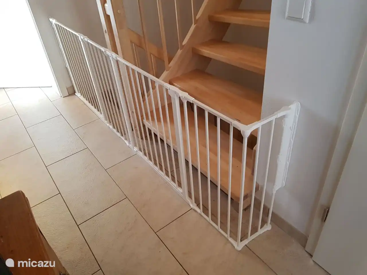 Treppengitter, die im Erdgeschoss angebracht werden können