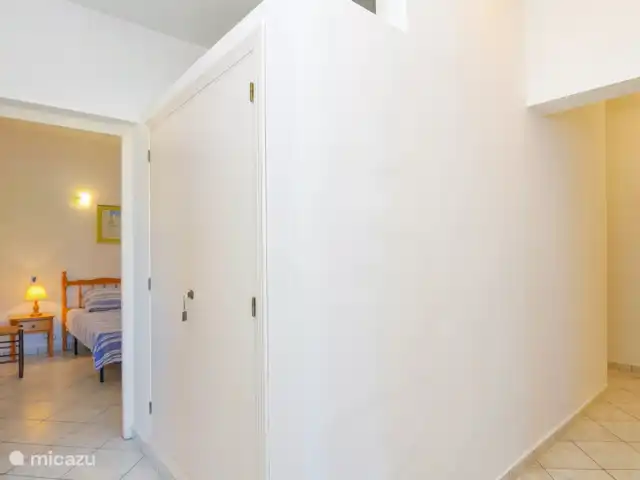 Casa Buena Vista huren in Spanje, Costa Blanca, Calpe - villa Gang naar living en slaapkamers